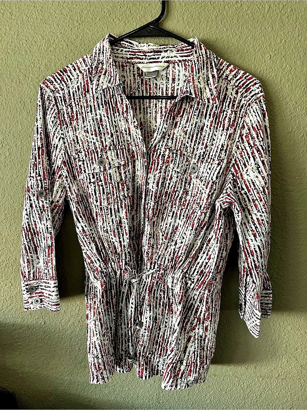 Christopher & Banks Abstract Print Button Down in White & Red Size Medium